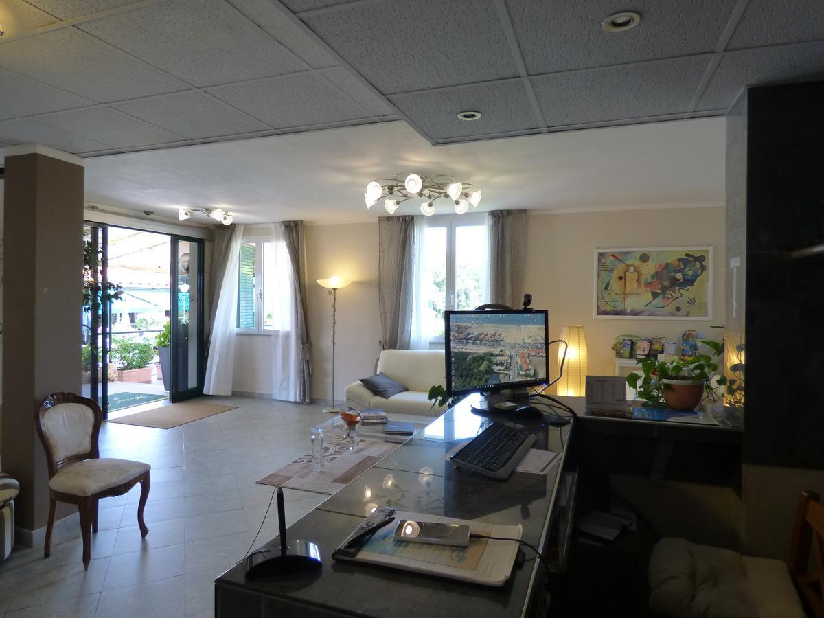 Hotel Turandot Torre del Lago Puccini Εξωτερικό φωτογραφία