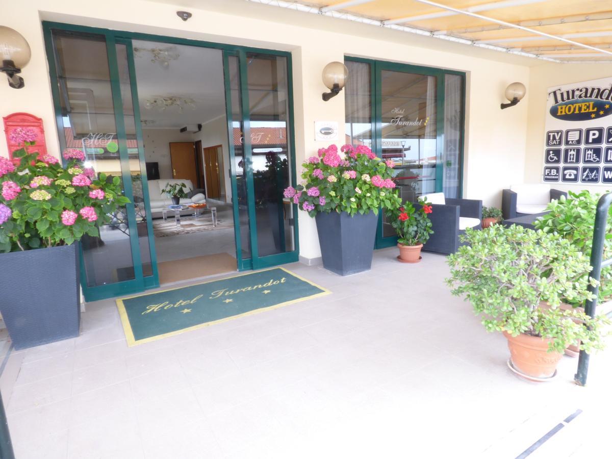 Hotel Turandot Torre del Lago Puccini Εξωτερικό φωτογραφία