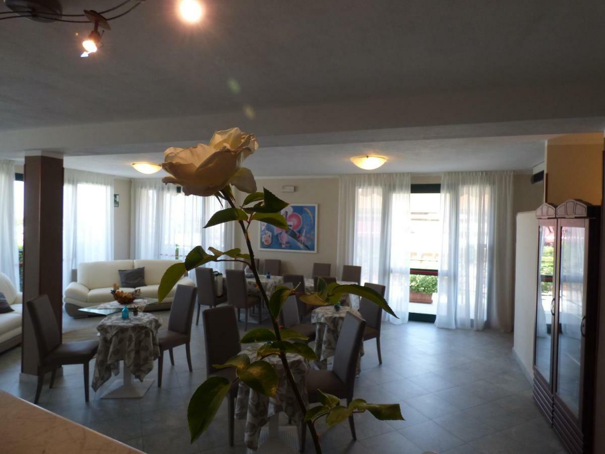 Hotel Turandot Torre del Lago Puccini Εξωτερικό φωτογραφία